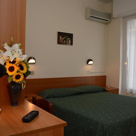 Bike & Family Hotel Derby Finale Ligure Exterior photo