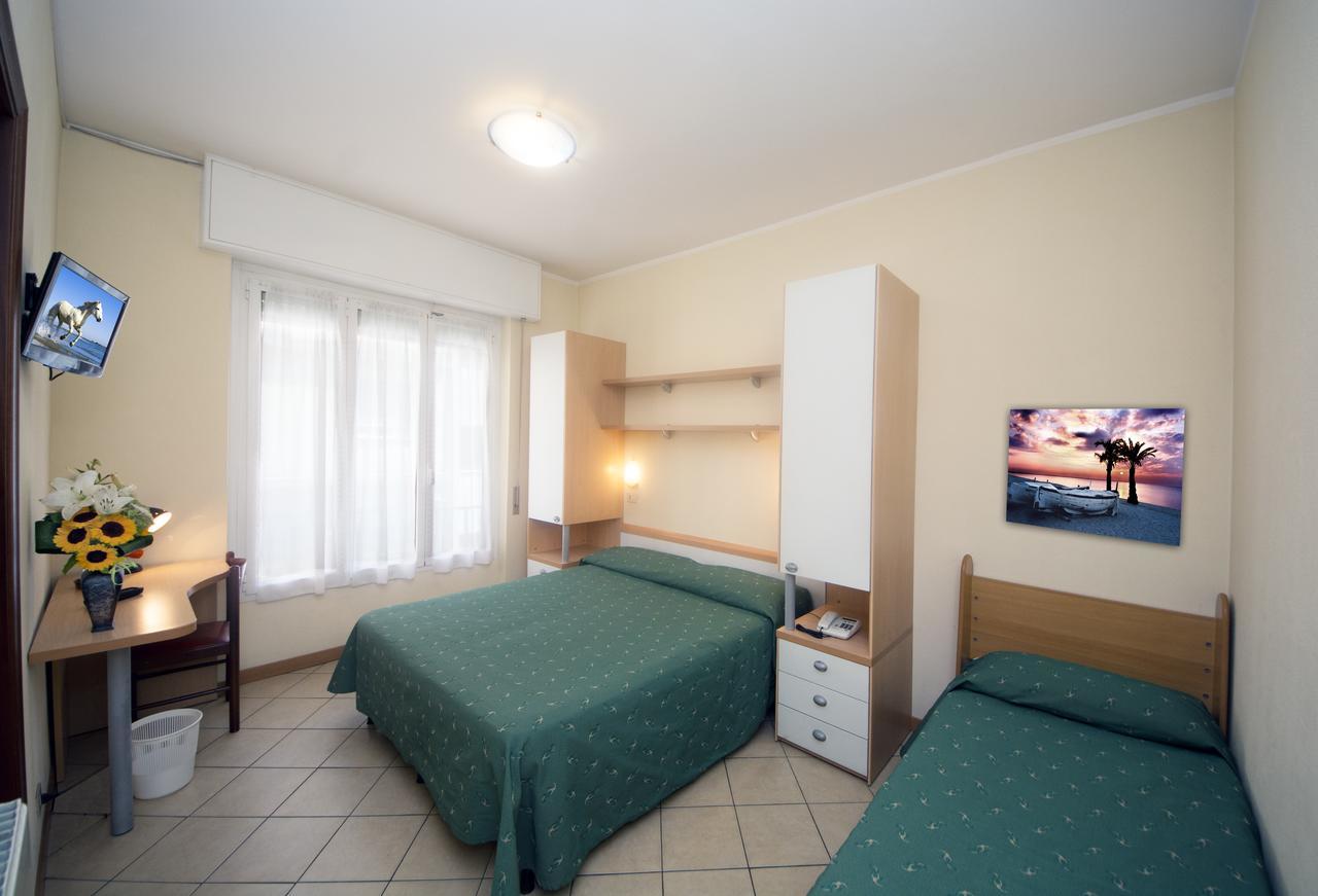 Bike & Family Hotel Derby Finale Ligure Exterior photo