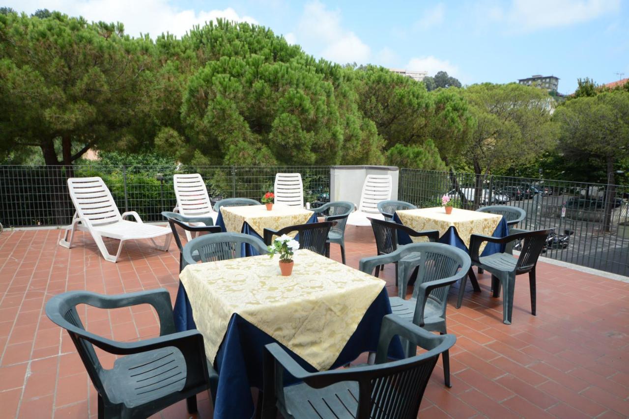 Bike & Family Hotel Derby Finale Ligure Exterior photo